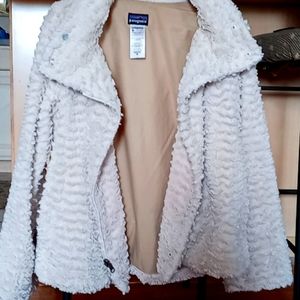 Patagonia fuzzy jacket